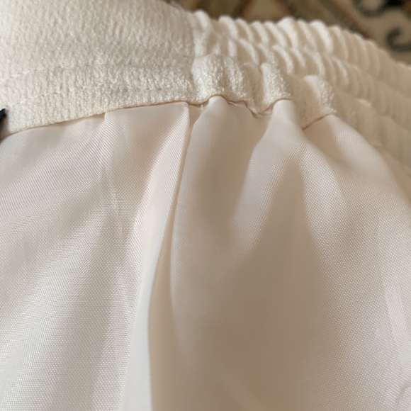 Vintage MODIANO formal pan in ivory. - Picture 10 of 10